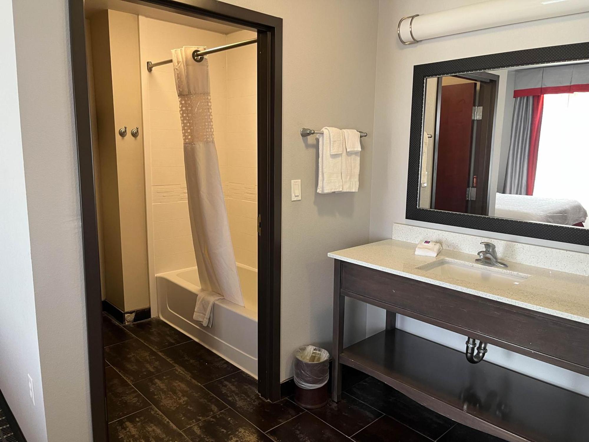 Hotel Hampton