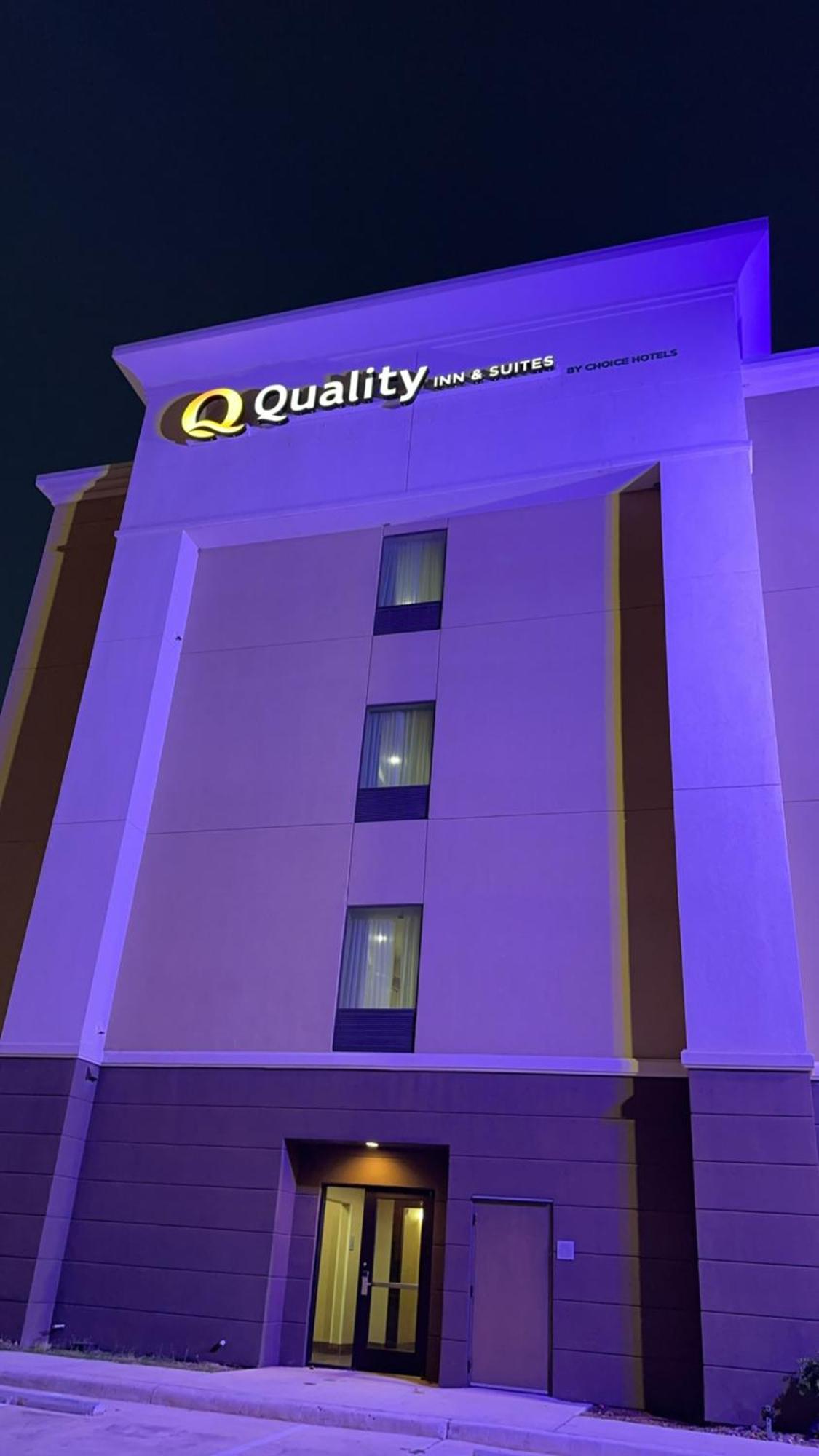 Hampton Hotel Pearsall